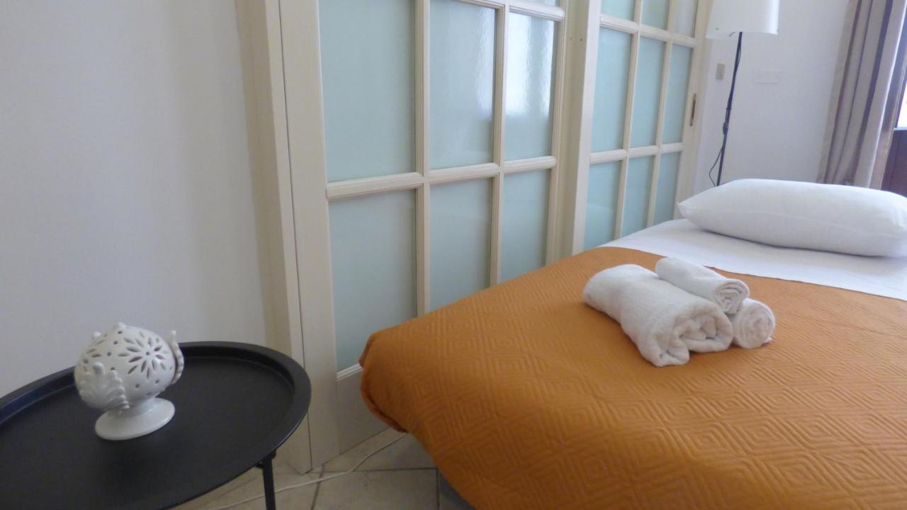 Ferienwohnung La Dimora Del Pumo Lecce Exterior foto