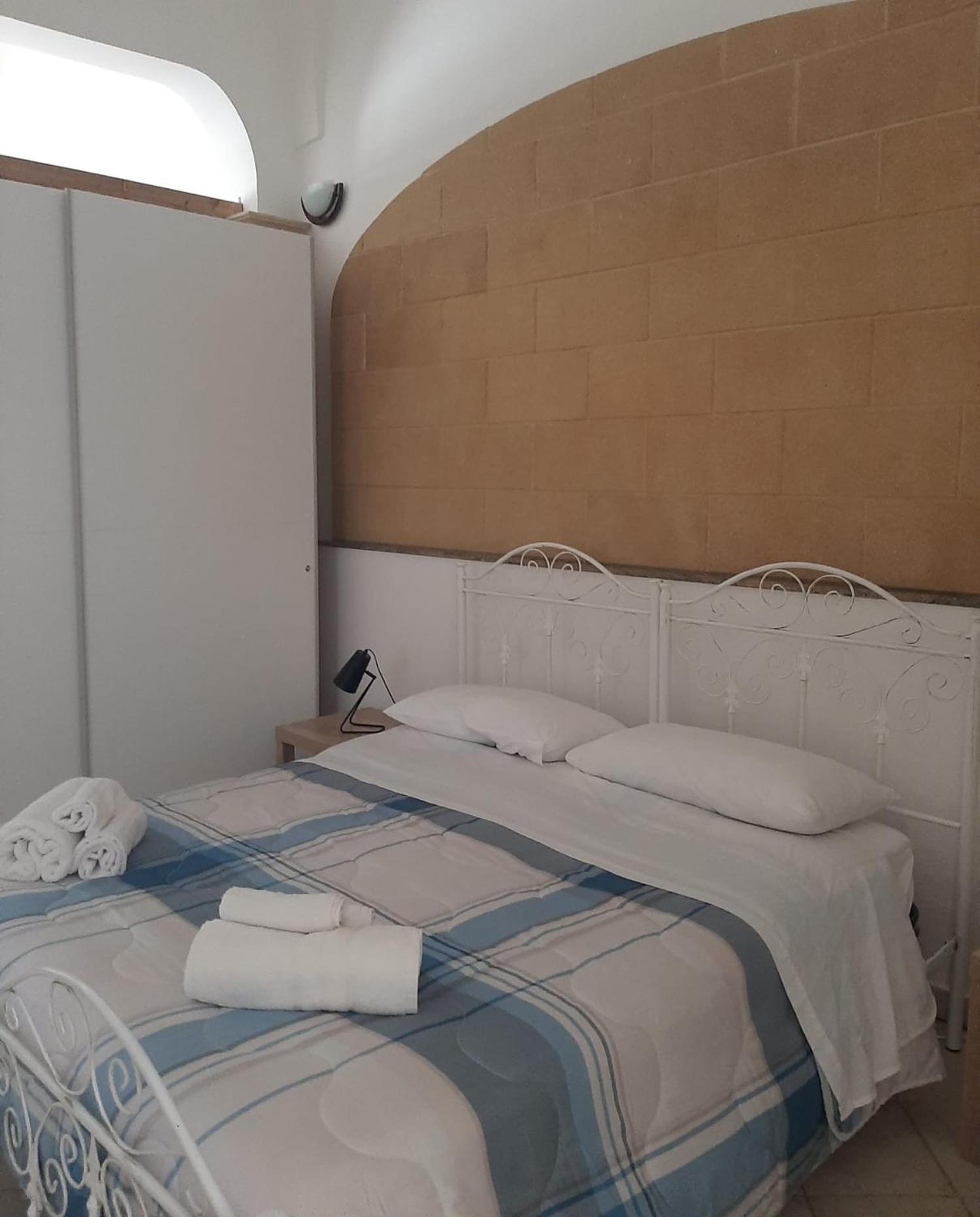 Ferienwohnung La Dimora Del Pumo Lecce Exterior foto